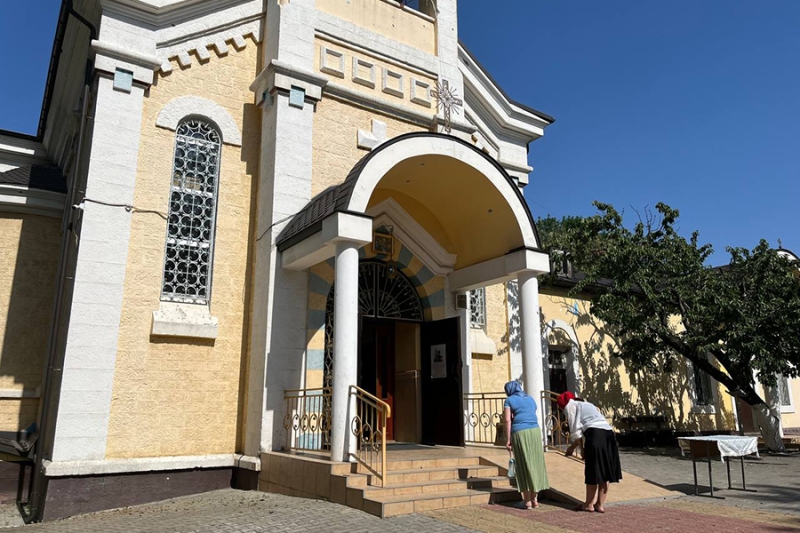 Как живет Махачкала после теракта в церкви и синагоге