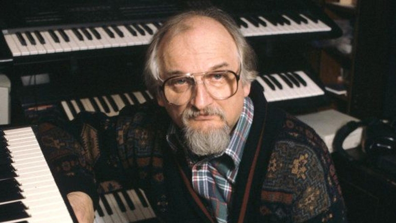 Как звучала музыка Геннадия Гладкова в кино и мультфильмах. Видео