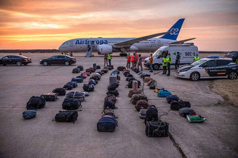 Какие страны эвакуируют людей из Афганистана. Фоторепортаж