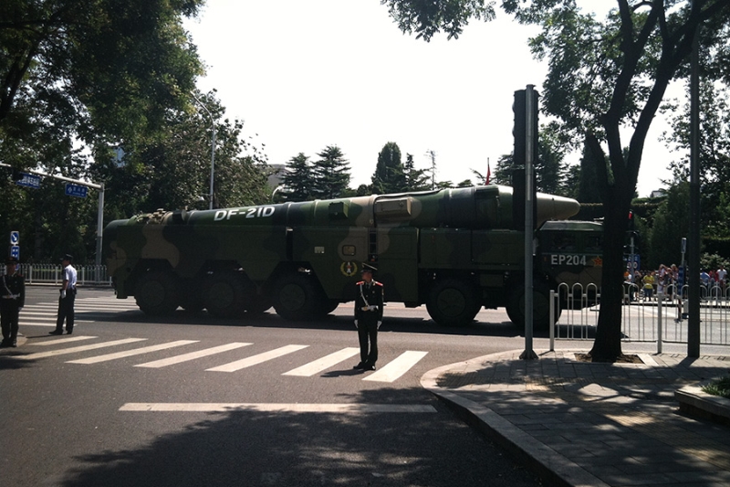 Какое ядерное оружие есть у Китая и почему он его активно