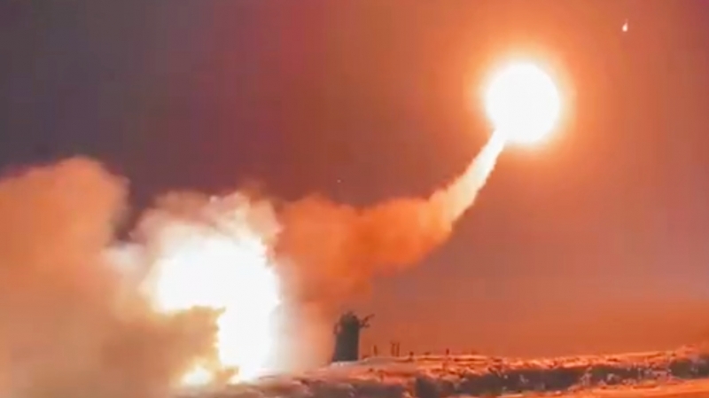 «Калашников» показал новые ракеты и пистолет-пулемет для летчиков