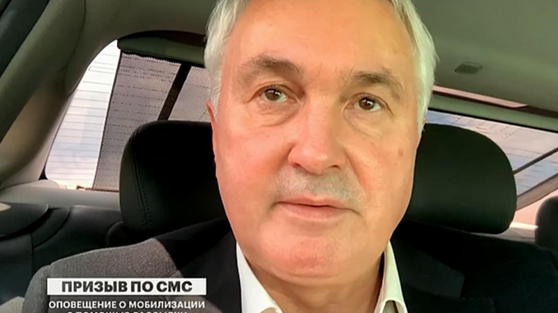 Картаполов словами &laquo;СМС&nbsp;&mdash; это не повестка&raquo; объяснил идею Минобороны