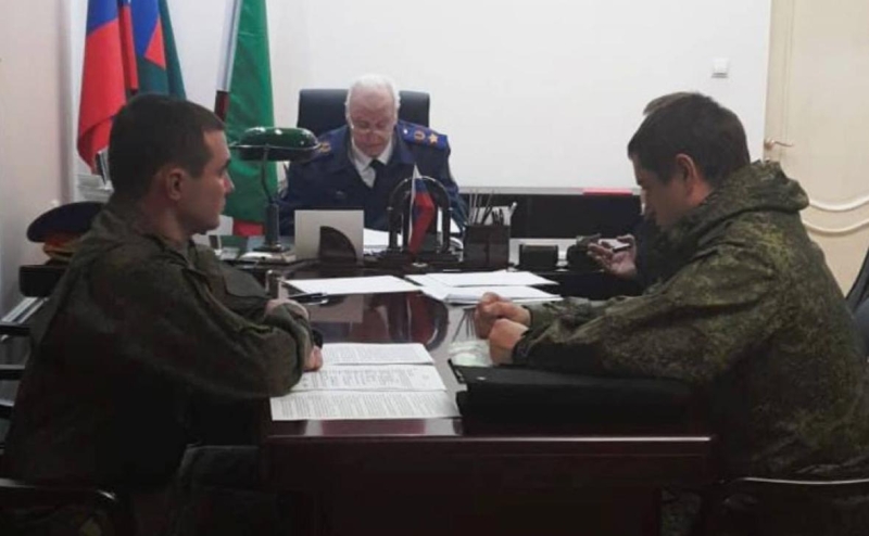 Казахстан опубликовал переговоры пилотов упавшего лайнера AZAL