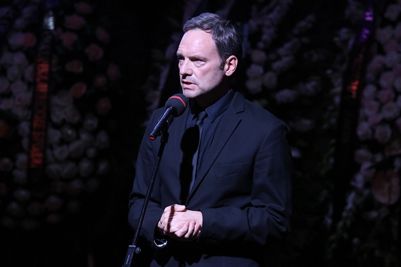 «Каждый считал КВН своим»: как прошла церемония прощания с Масляковым