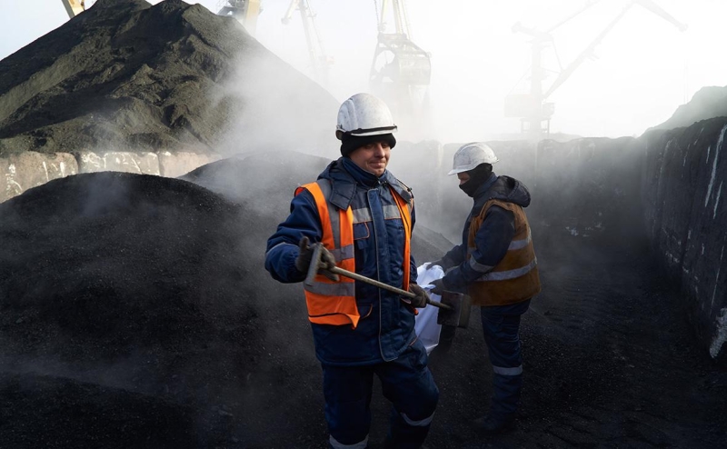 Кемеровский губернатор рассказал об угрозе выживанию угольной отрасли