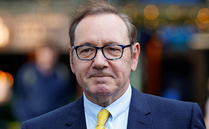 Кевина Спейси снова обвинили в сексуальных домогательствах