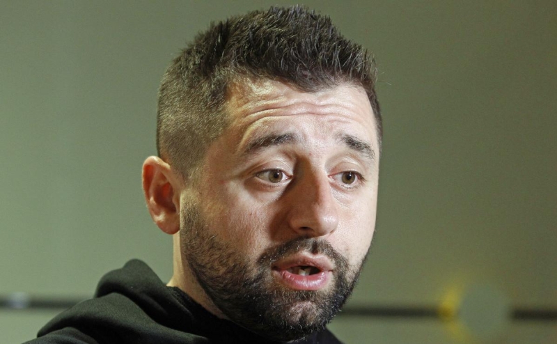 Киев потребовал от Грузии прервать авиасообщение с Россией ради