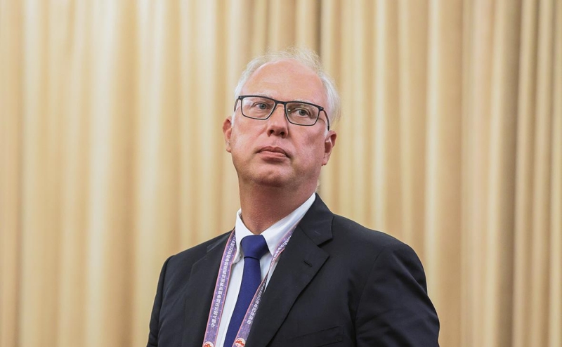 Киев ввел санкции против Дмитриева и переговорщика от России в