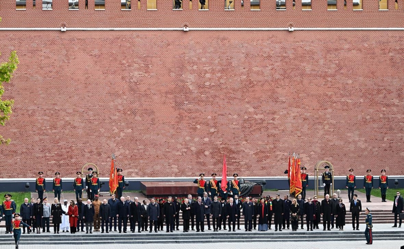 Киев выразил демарш странам, чьи лидеры посетили парад Победы в Москве