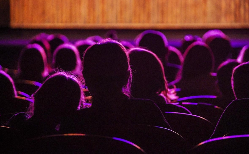 Кинотеатры компенсировали потерю зрителей стоимостью билетов