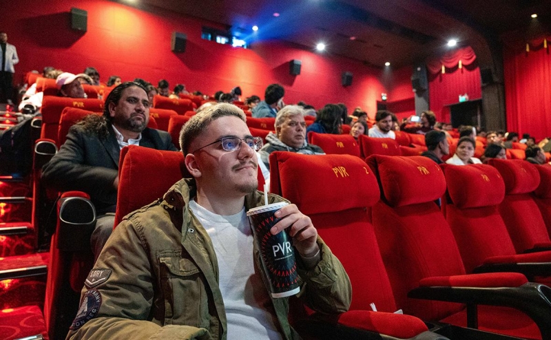 Кинотеатры установили исторический рекорд &laquo;новогодней битвы&raquo;