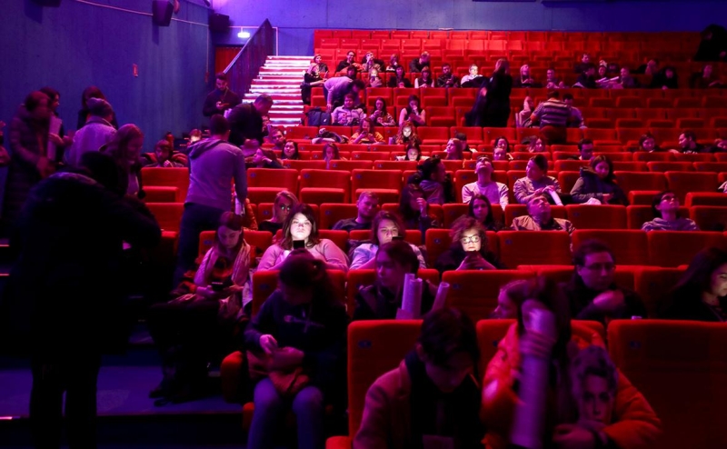 Кинотеатры вернулись к пиратским показам после ультиматума прокатчиков