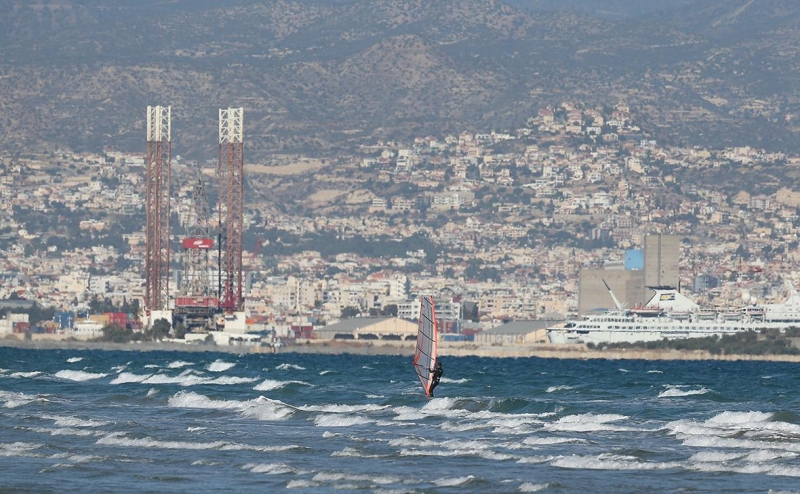 Кипр приостановил прием заявок на визу в России