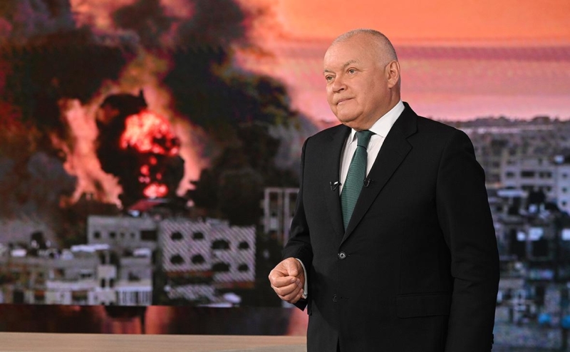 Киселев заявил WSJ о проклятиях со стороны Запада из-за «сердец геев»