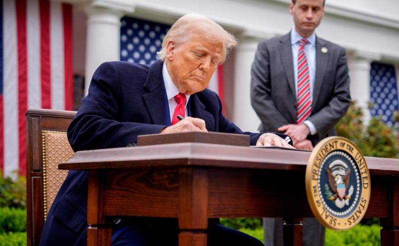 Китай дал ответ на повышение пошлин Дональдом Трампом