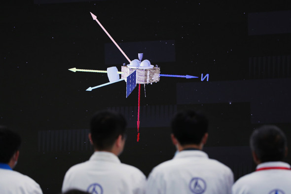 Китайский космический аппарат на Марсе. Фоторепортаж