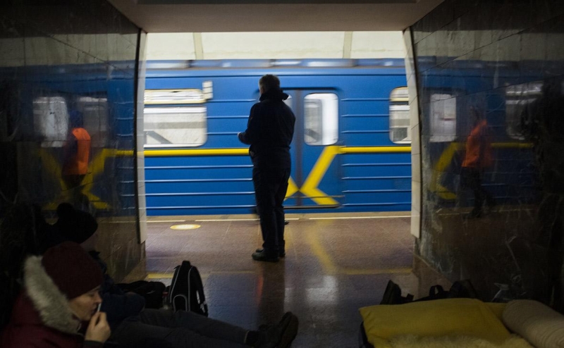 Кличко сообщил о взрывах и пожаре в Киеве