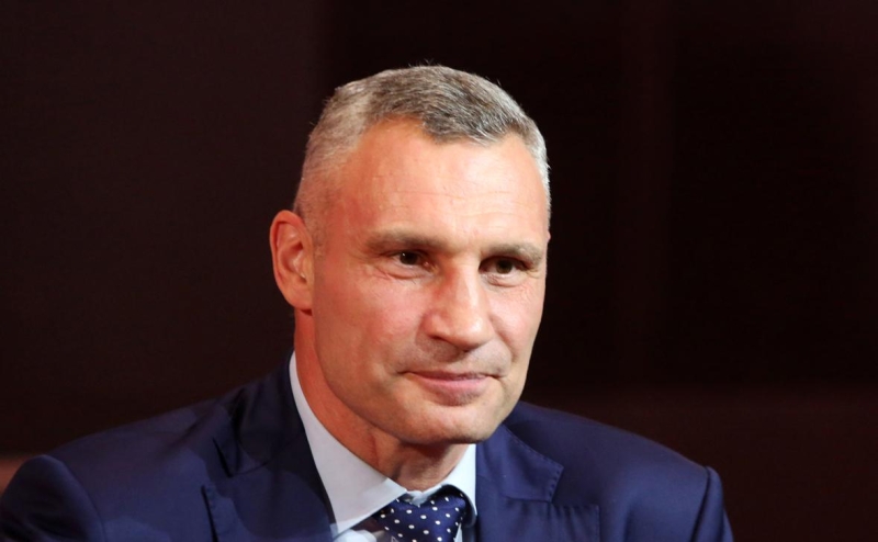 Кличко записал обращение к Зеленскому с жалобой на окружение