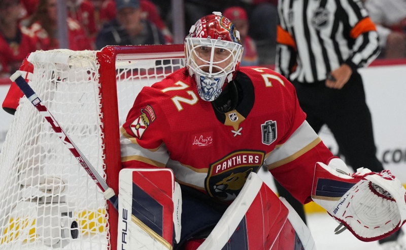 Клуб с тремя россиянами проиграл в финале НХЛ с разницей в семь шайб