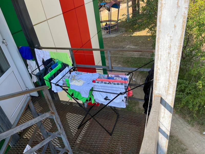 «Когда салют был — убежала»: как живут эвакуированные из Курской