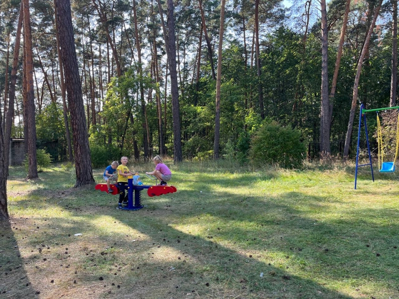 «Когда салют был — убежала»: как живут эвакуированные из Курской