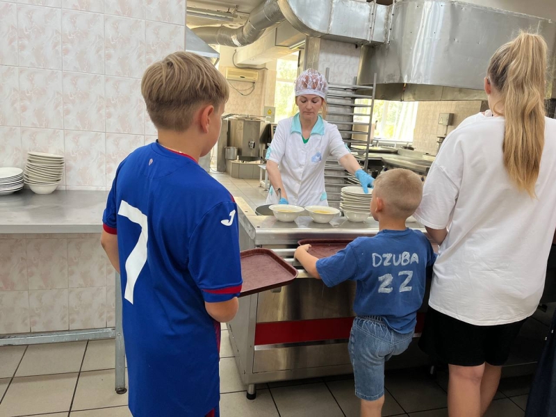 «Когда салют был — убежала»: как живут эвакуированные из Курской