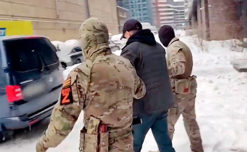 Командира СОБРа «Рысь» задержали после обнаружения тел с гирями на