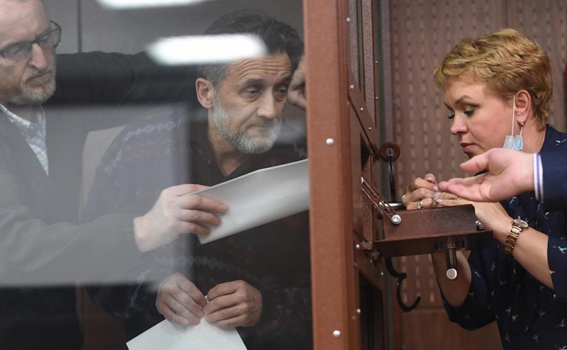 «Коммерсантъ» узнал о хищении продуктов в дивизии им. Дзержинского