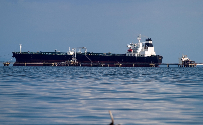 «Коммерсантъ» узнал о росте экспорта российского бензина почти на 40%