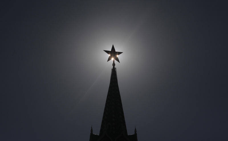 «Коммерсантъ» узнал об отмене осенней ротации губернаторов из-за СВО