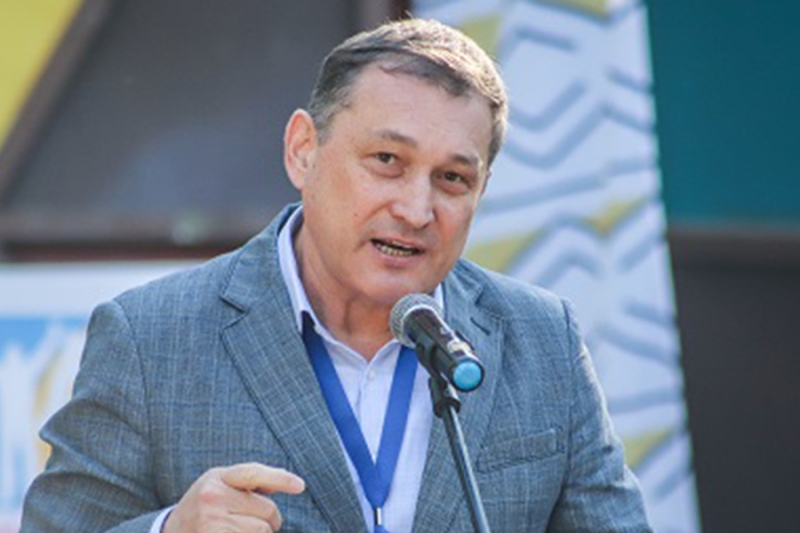 «Коммерсантъ» узнал причину уголовных дел на руководство общества