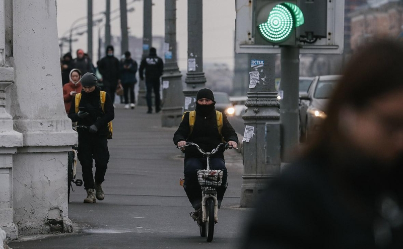 Компании оценили заработки курьеров перед Новым годом