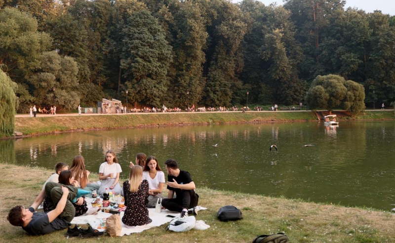 Компании рассказали, как планируют проводить летние корпоративы