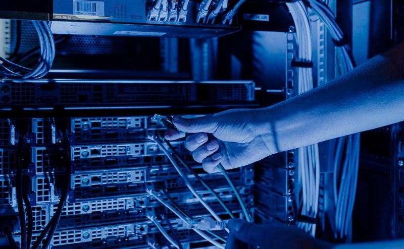 Компания Воложа вложится в «фабрику ИИ» в Великобритании