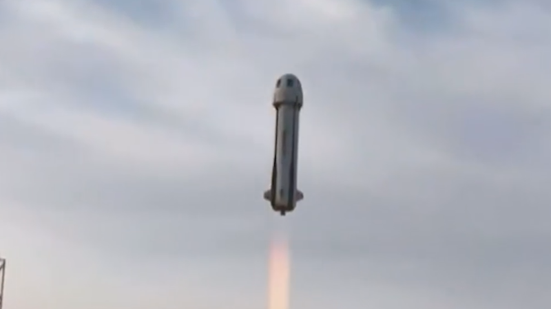 Корабль Blue Origin с Кэти Перри и невестой Безоса отправился в космос