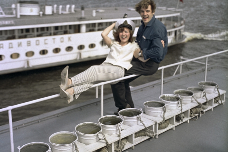 Корнет Шурочка и медсестра Зоя. Главные кадры из жизни Ларисы