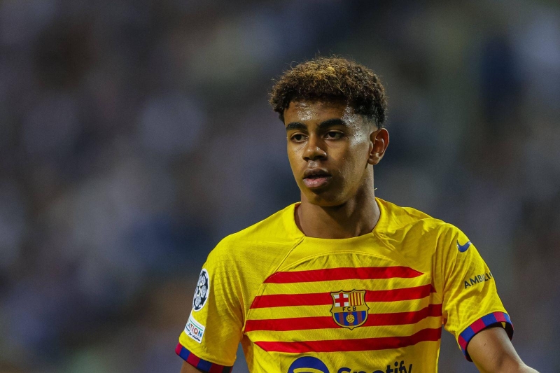 Король схватился за голову. Какие рекорды побил Ламин Ямаль до 18 лет