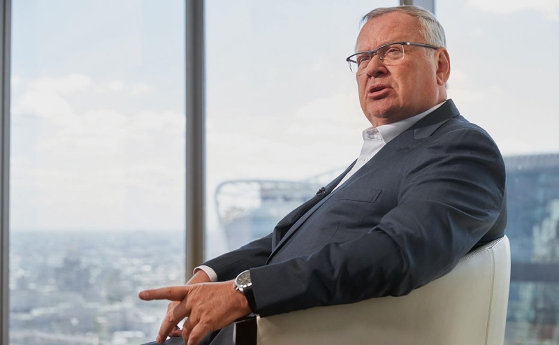 Костин усомнился в участии ВТБ в сделке с «Яндексом» после ухода