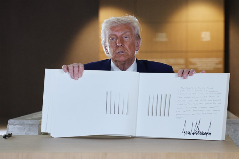 «Красивое место»: как Трамп съездил на Ближний Восток. Фотогалерея