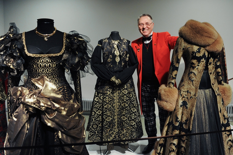 &laquo;Красный Диор&raquo; Слава Зайцев: каким был путь модельера из Иваново