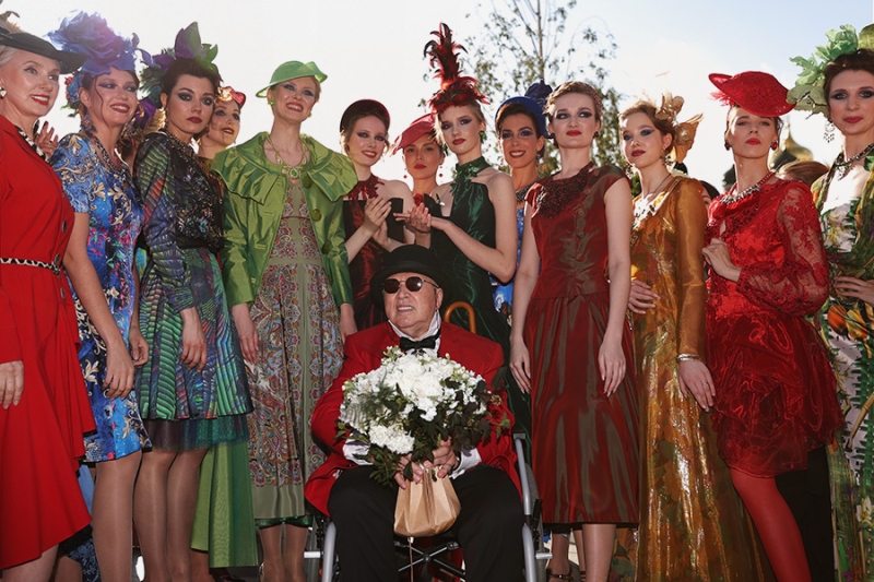 &laquo;Красный Диор&raquo; Слава Зайцев: каким был путь модельера из Иваново