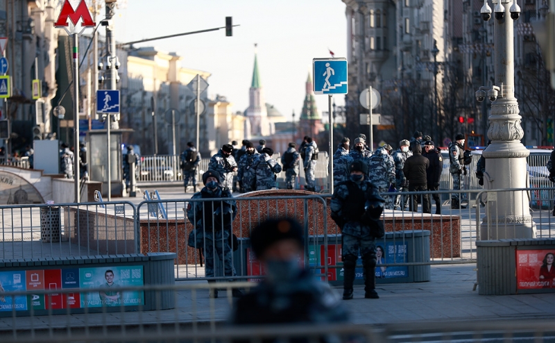 Кремль обсудил с регионами акции в поддержку армии и военной операции