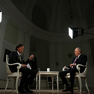 Кремль оценил слова Карлсона об «авторитарной стране»