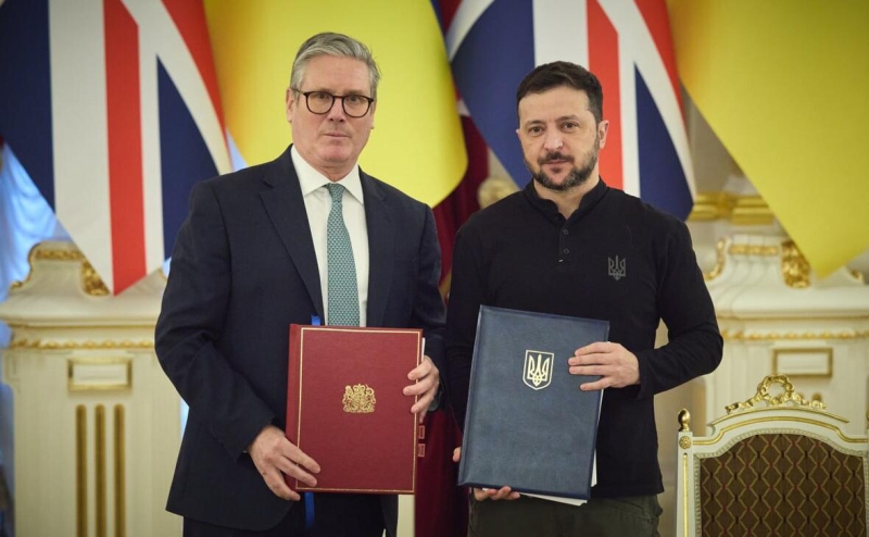 Кремль оценил возможность появления британских баз на Украине