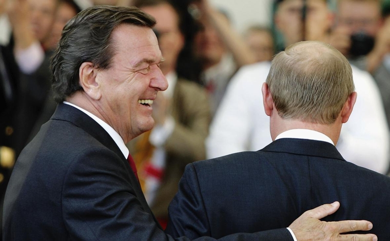 Кремль ответил на слова Шрёдера о дружбе с Путиным и решении конфликта