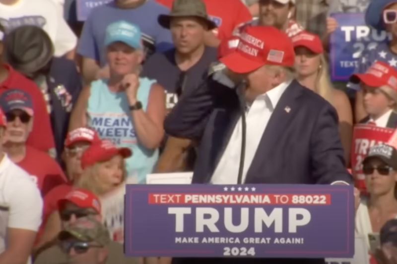 Кремль связал покушение на Трампа с политической атмосферой в США