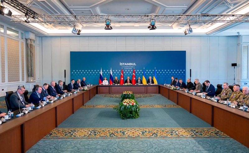 Кремль заявил, что на переговорах с Украиной предстоит большая работа