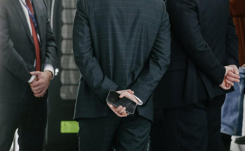 Кремль заявил о непонимании логики введения и снятия западных санкций