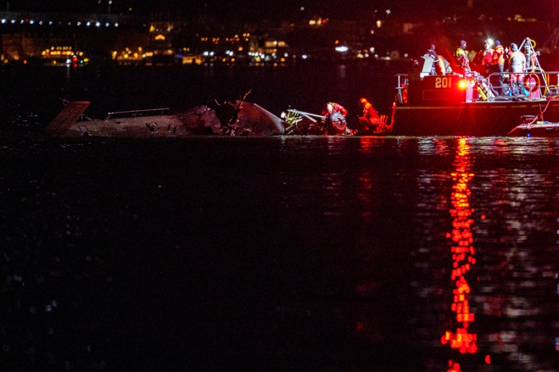 Крушение самолета с российскими фигуристами в США. Главное