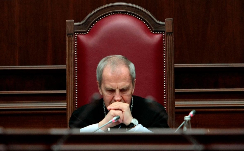 КС вынес решение о сроках исковой давности по коррупционным делам